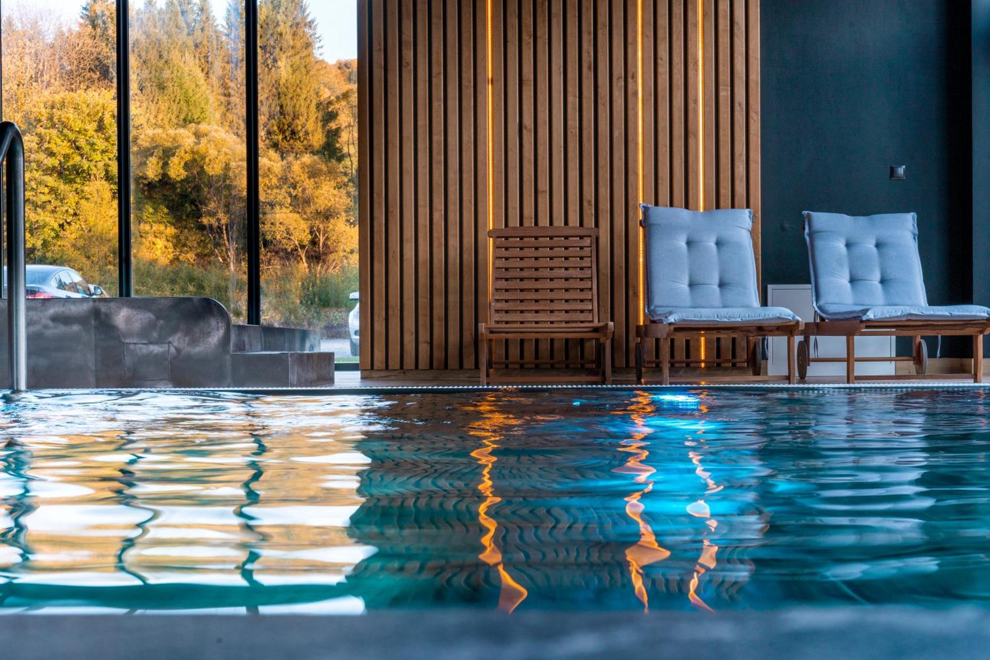 Carynska Resort & Spa Lutowiska Luaran gambar